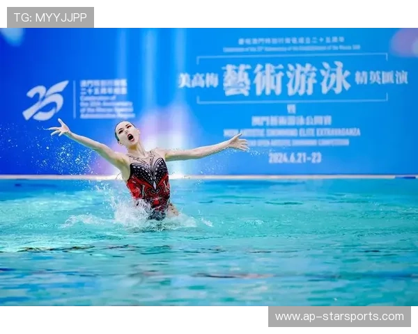 花游姐妹花再夺金牌，水中芭蕾惊艳世界，花样游泳被誉为水上芭蕾